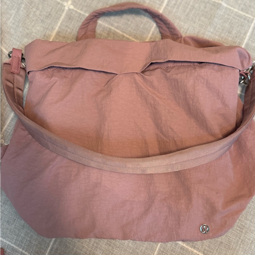 Blush Pink shoulder tote by lululemon